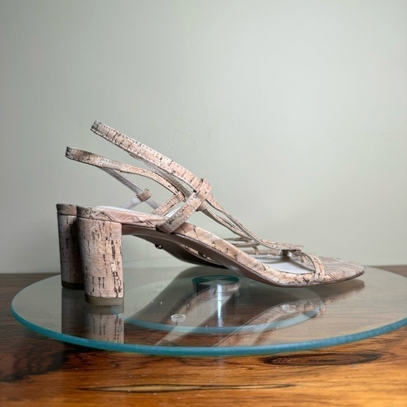 Pelle Moda Francis Low Heeled Thong Toe Sandal - natural - size 6 - Picture 6 of 15